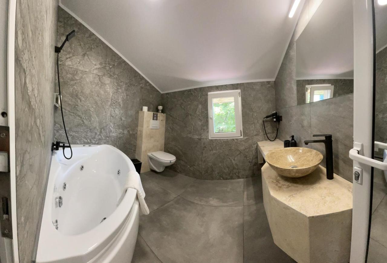 Casa Anne Marie Hotel Sinaia Ngoại thất bức ảnh