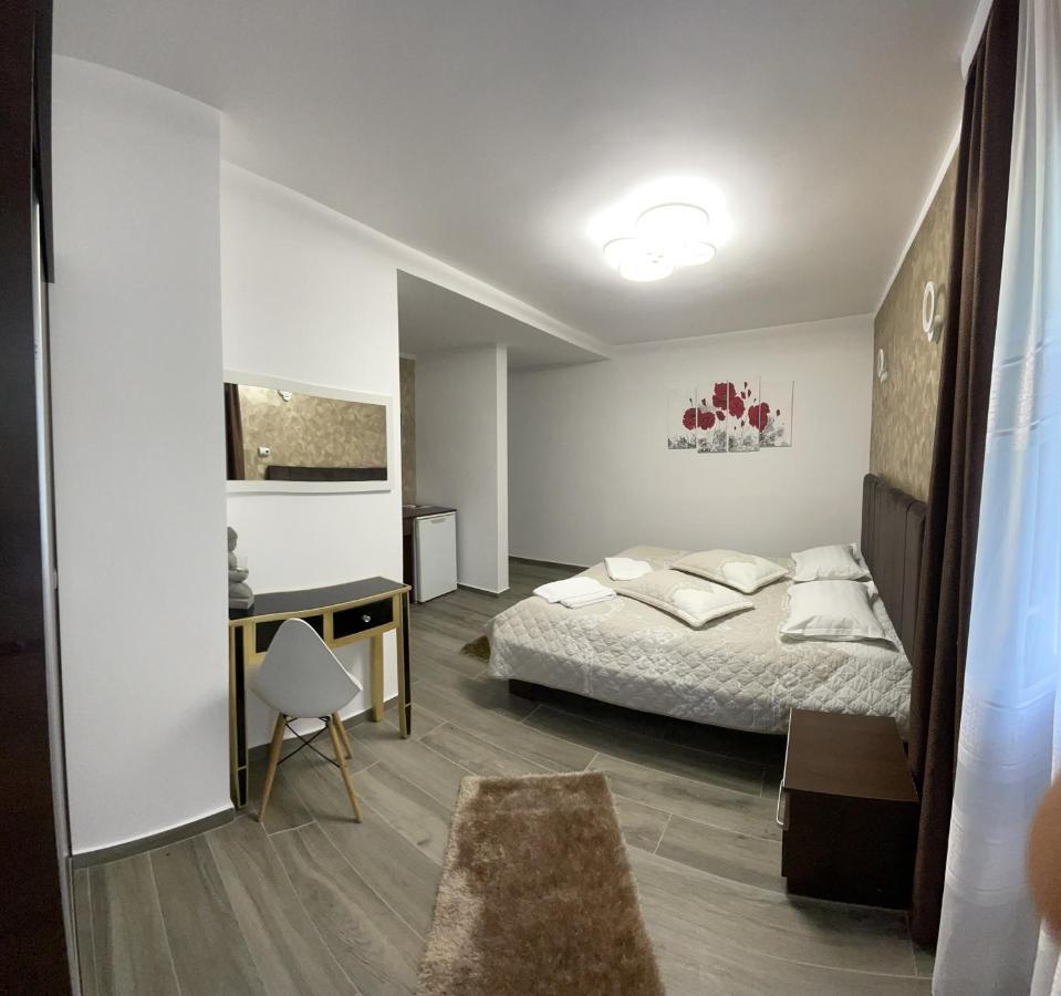 Casa Anne Marie Hotel Sinaia Ngoại thất bức ảnh